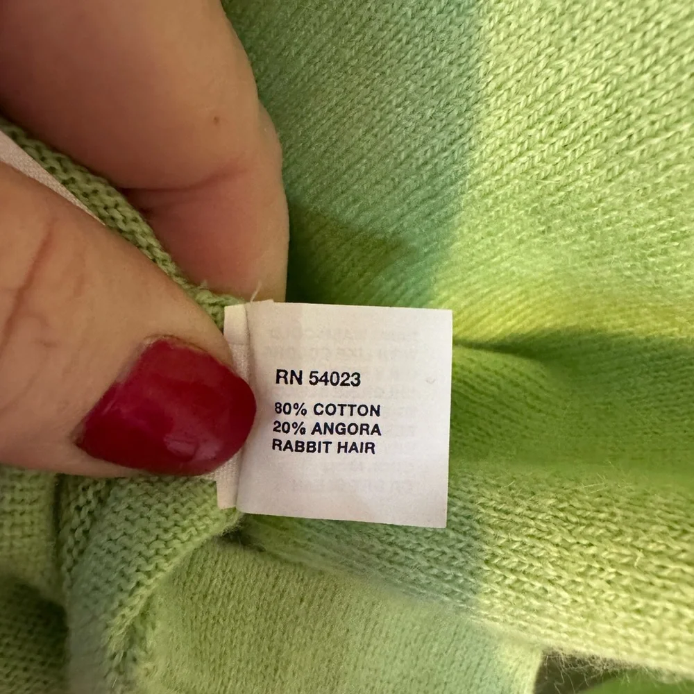 NWT GAP Women's V-Neck Lime SPRING Sweater   LARGE    #I - Picture 7 of 9